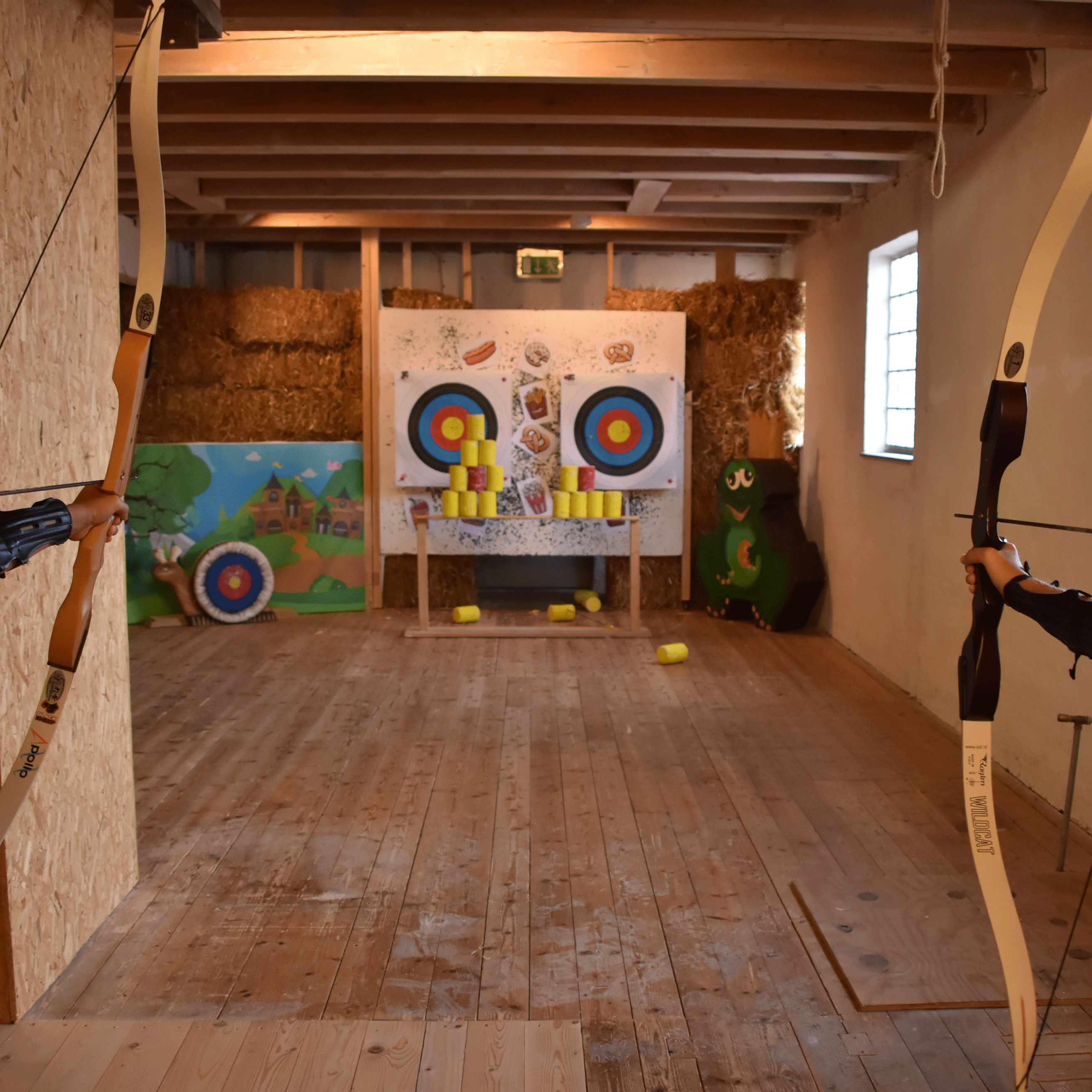 Bogenschiessen_auf_Dosen